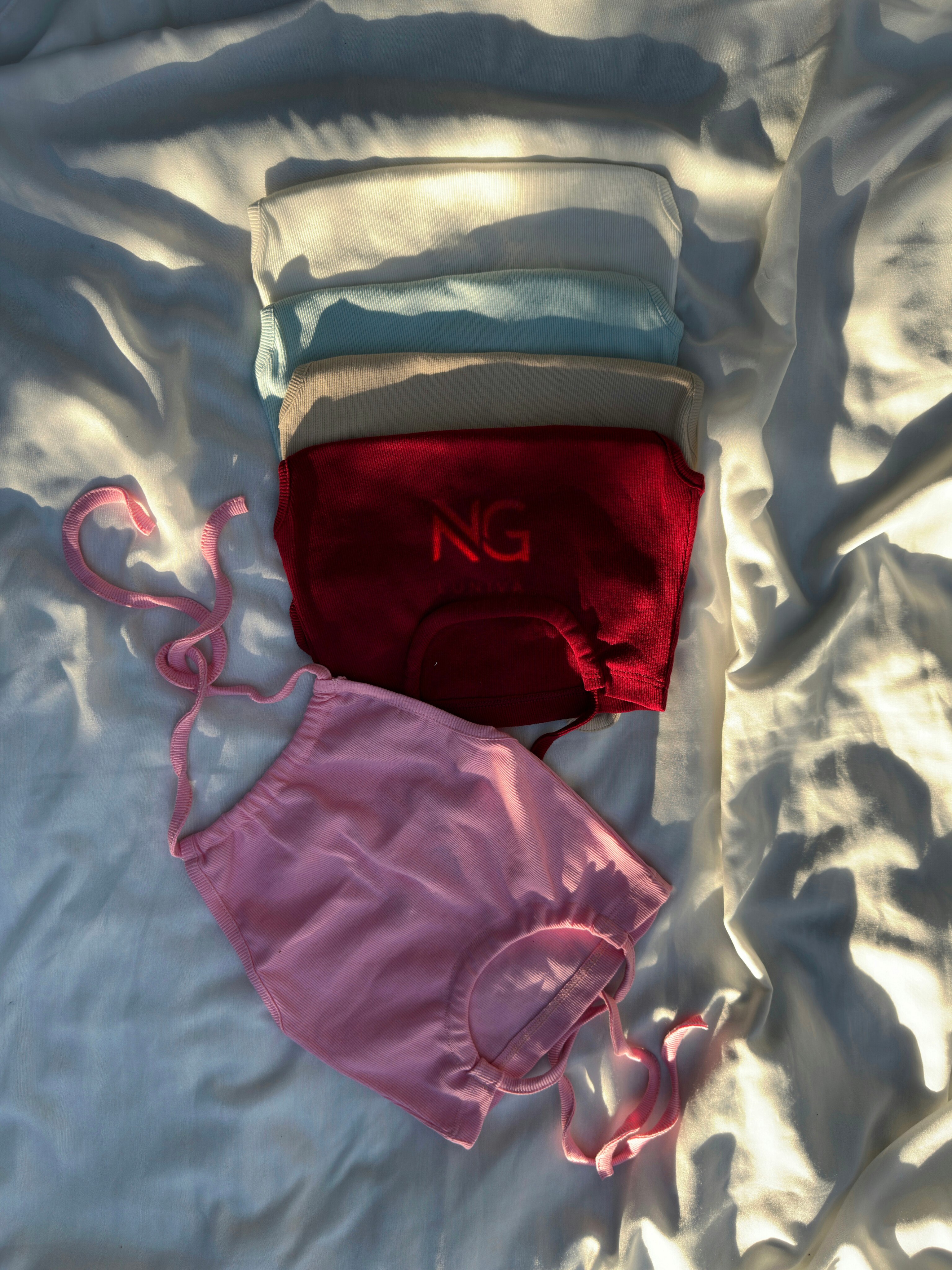 کراپ تاپ زنانه مدل پایین گره ای کد13